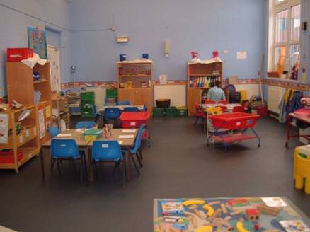 Main room 2-5yrs