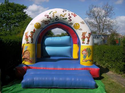 childrens castle 12ft x 15ft