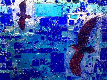 Homeward Bound glass panel - detail