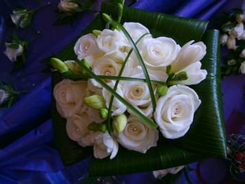 hand held bridal bouquet