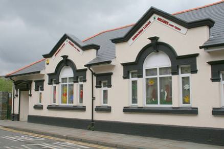 Picture showing the front of Osbourne Lodge 