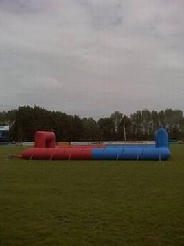 20 ft x 40ft human table football