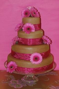 Chocolate Gerberas Wedding Cake