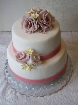 Dusky Rose Wedding Cake