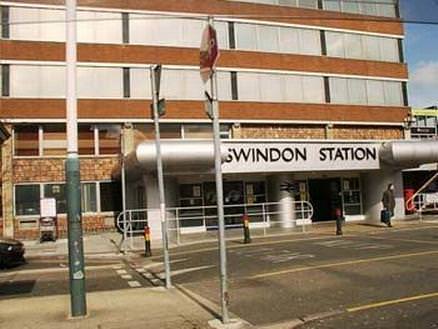 Swindon Railway Station