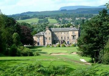 Clubhouse from 18th tee