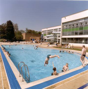 Outdoor pool facilities for hot summer days!