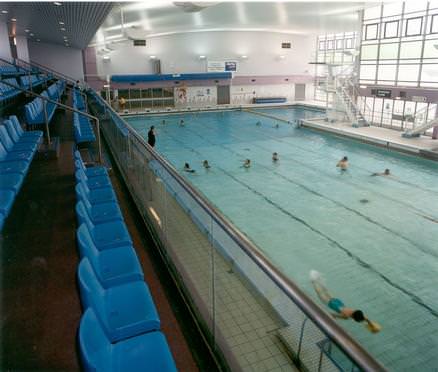 Main pool with diving facilities