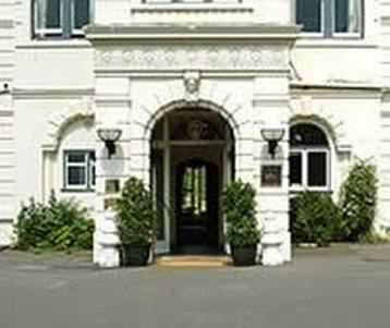 Legacy Botleigh Grange Exterior