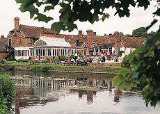 Legacy Rose and Crown, Salisbury